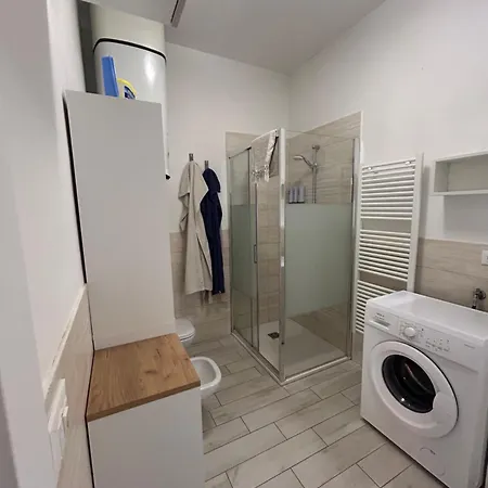 House Tabe Centro Болонья