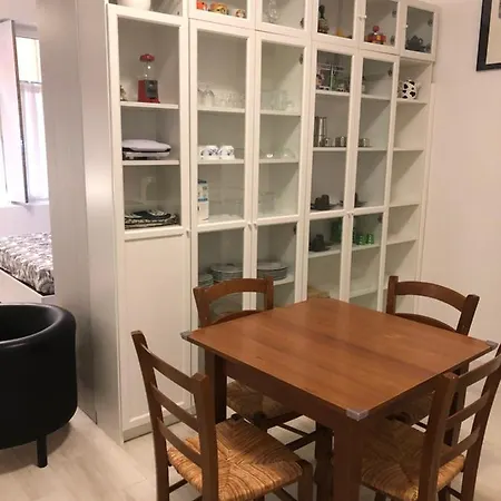 House Tabe Centro דירה *